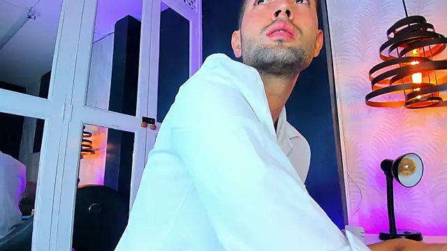 Ian_Valenti 라이브 XXX 채팅
