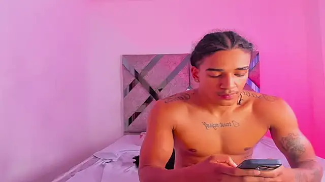 jazmin_and_aroon2 – Naživo XXX chat