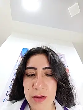 Chat XXX en directo de CAROLINE__07