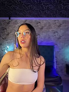 Emiily_Rouse 라이브 XXX 채팅