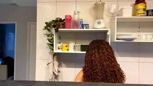 XXX chat uživo modela PhebeTakiguchi