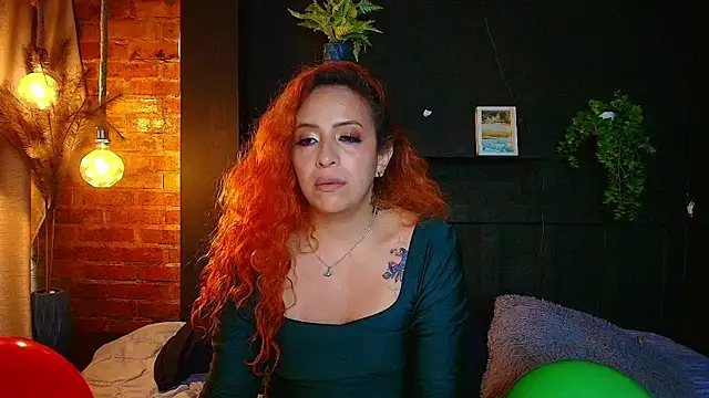 sahra_taylor_ Adlı Modelin Web Kamerası Şovu