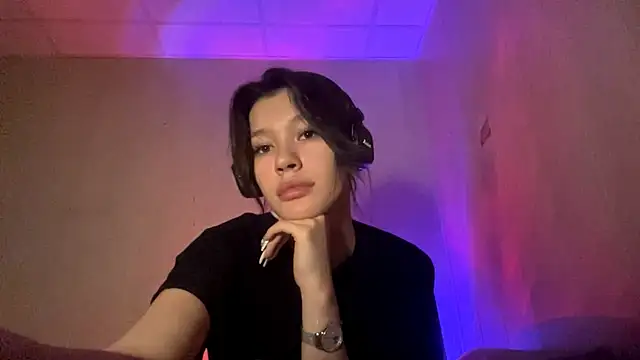 Živý XXX chat RoniBraccia