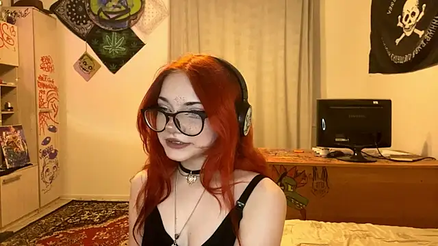 RedHeadCat's Live XXX Chat