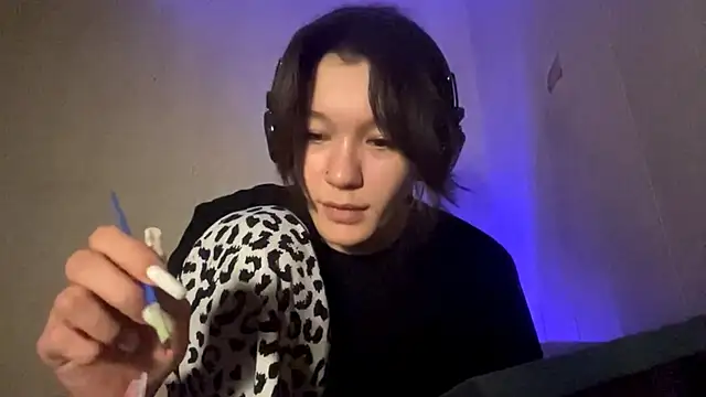 Онлайн чат XXX RoniBraccia