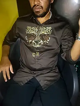 Karantamiltop 라이브 XXX 채팅