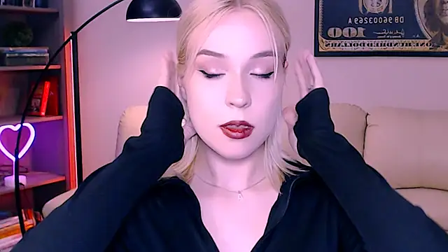 serene_land Adlı Modelin Canlı XXX Sohbeti