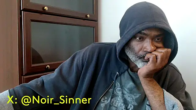 แชท XXX สดของ sinnernoir
