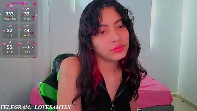 Lovelyamyy – Live XXX-chat