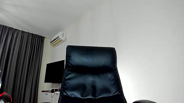 Findom_guyn Live XXX chat