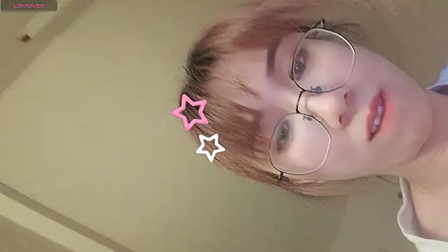 Chat +18 de Lili_666 ao vivo