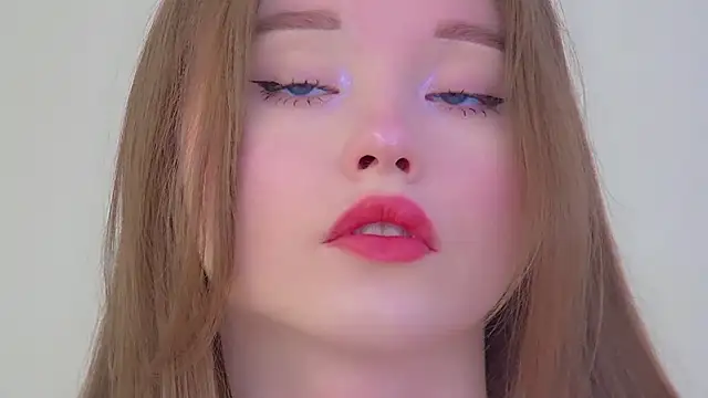 Chat XXX en directo de KeiraAsti