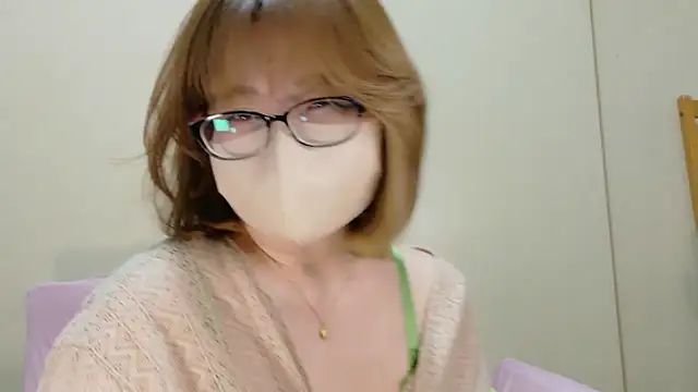 Онлайн чат XXX nana_desu