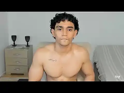mateo_jack: διαδικτυακό σόου στην κάμερα