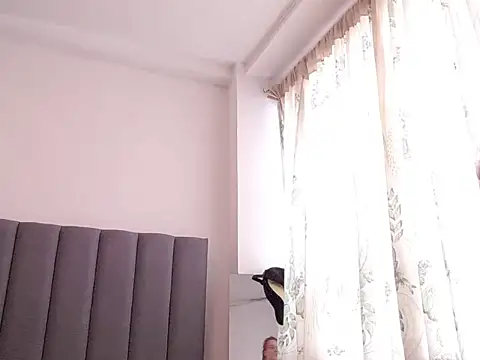 saara_johnson496 在線直播表演