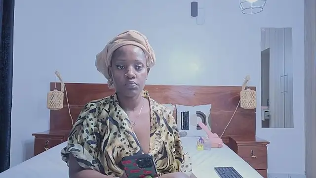 Elegant_Ebony Webcamshow