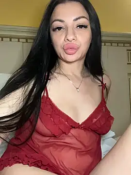 Layana_Ro Adlı Modelin Canlı XXX Sohbeti