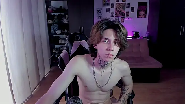 xIce_Boy Live XXX-chat