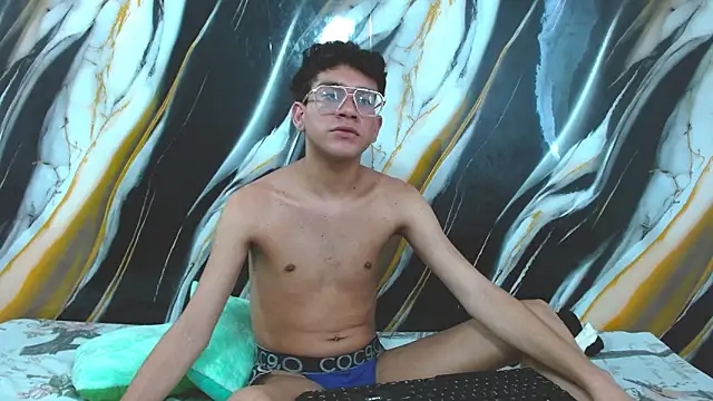 Вебкам-шоу LAYAN_FEMBOY