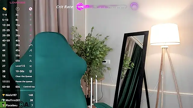 Megan_Violer Chat XXX in diretta