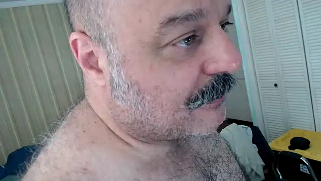 عرض كام bullmusclejoe