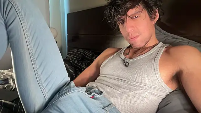 beranco19 Show in webcam