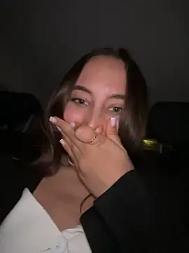 ICrazyOneIRL Live XXX-Chat