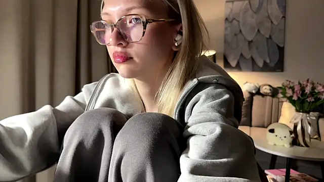 EvelineMolima Live XXX-Chat