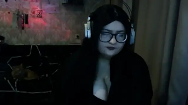 Moon_Fairy2 élő XXX-chatje