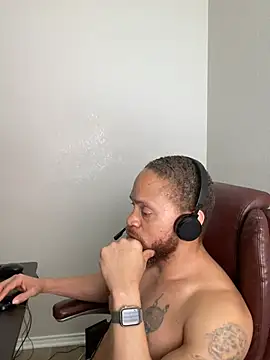 Fathero1time's Live XXX Chat