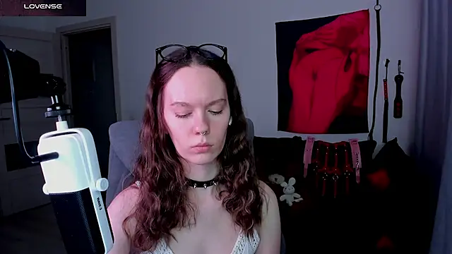 Goddess_of_Fertility's Live XXX Chat