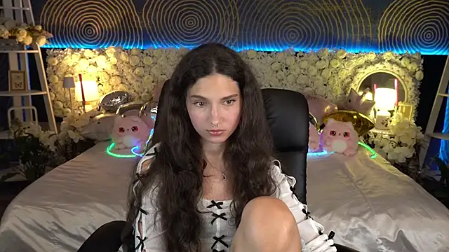 Živý XXX chat BabyFlowerr