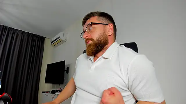 XXX chat uživo modela Findom_guy
