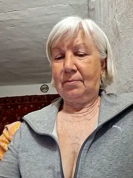 Show de KlaudiaDarling na webcam