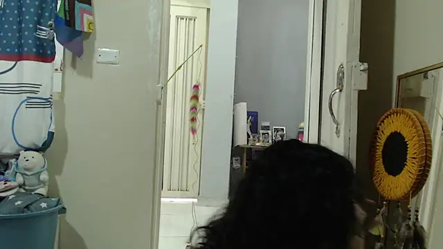 AlinaWoolf_ 现场XXX聊天
