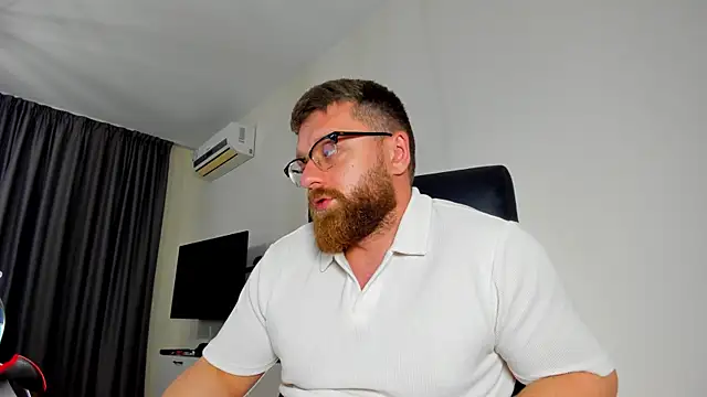 Czat XXX na żywo – Findom_guy