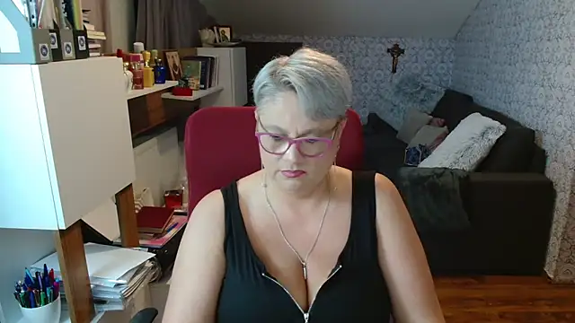 Chat XXX en directo de bigtits4you