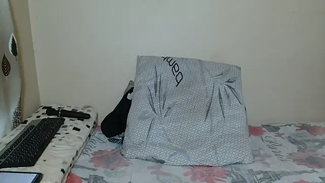 BootyDarkEbony's Live XXX Chat