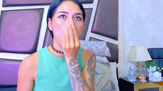 NicoleEsposito Chat XXX in diretta
