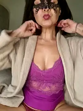 Chat +18 de larizinha2026 ao vivo