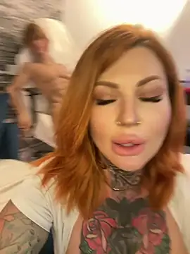 krysstal003 Adlı Modelin Canlı XXX Sohbeti
