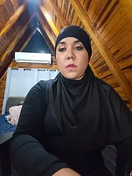 AmbarBurhan Adlı Modelin Canlı XXX Sohbeti