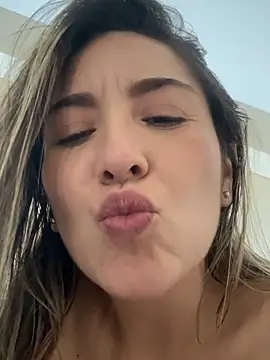 دردشة Mariana_gom الجنسية المباشرة