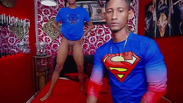 Chatroom XXX en direct de PEINBOYS