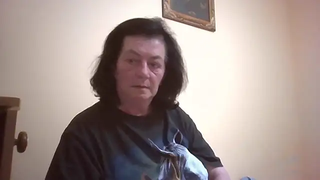 GypsiQueen2 live XXX chat