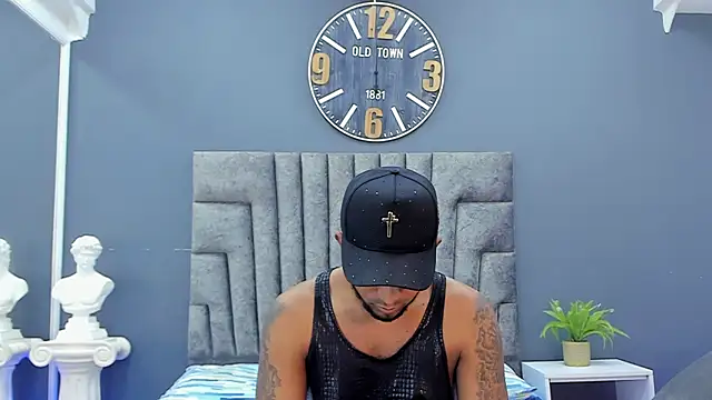 Robin_Rief webcam show