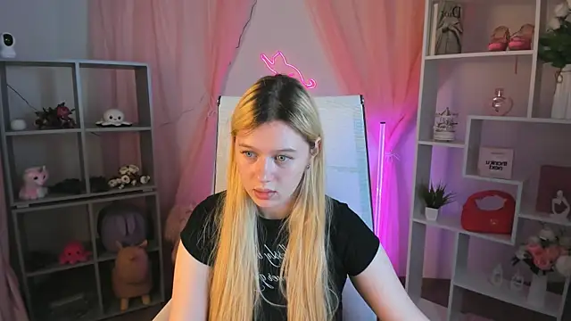 XXX chat uživo modela CelestineMauriac