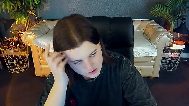 Chat XXX en directo de KristiFoxy