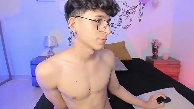Czat XXX na żywo – Alazbel8