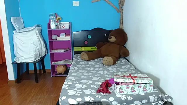 Andrea_deepsloppy Adlı Modelin Canlı XXX Sohbeti